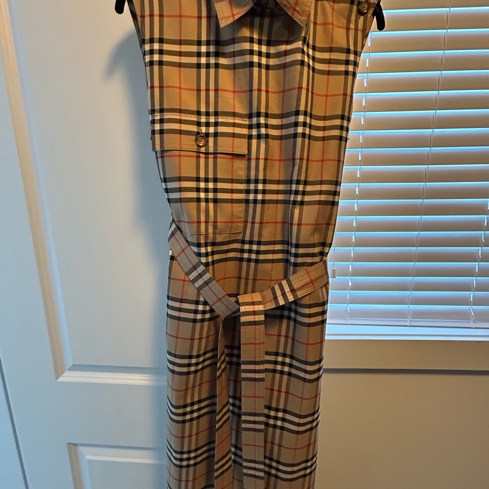 Burberry Karla Vintage Check sleeveless Shirtdress